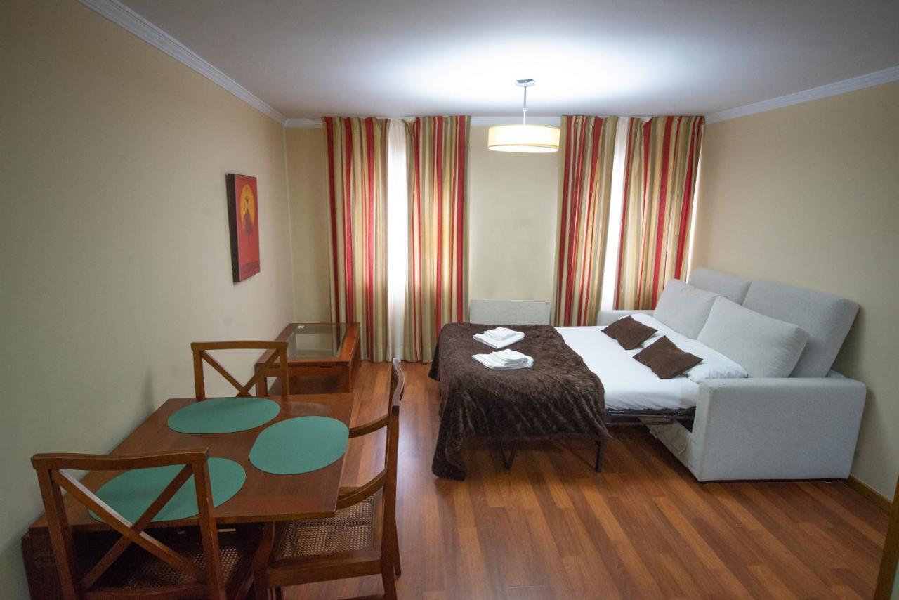 Hotel Cabalo Furado Tui Esterno foto